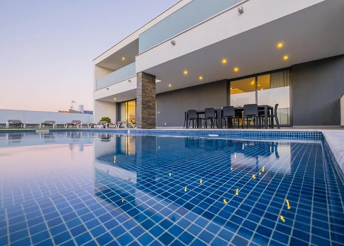 Vila Aboim - By Bedzy *