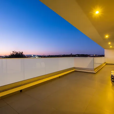 Aboim - By Bedzy 吉亚