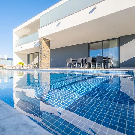 Aboim - By Bedzy 别墅 *