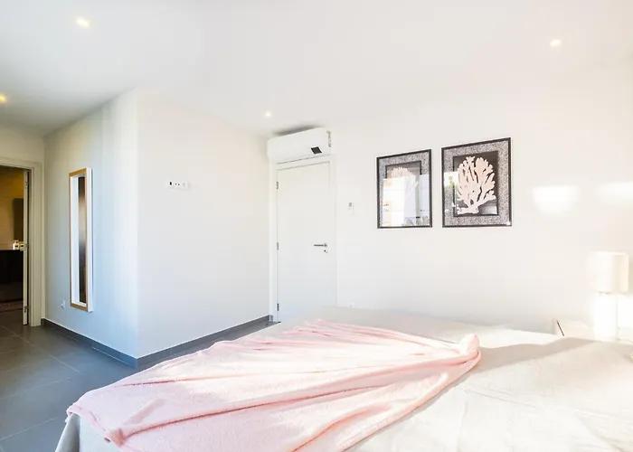 Aboim - By Bedzy 기아